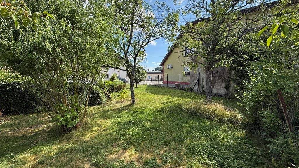 Einfamilienhaus zum Kauf 59.000 € 7 Zimmer 120 m² 763 m² Grundstück frei ab sofort Steinbach Lebach 66822