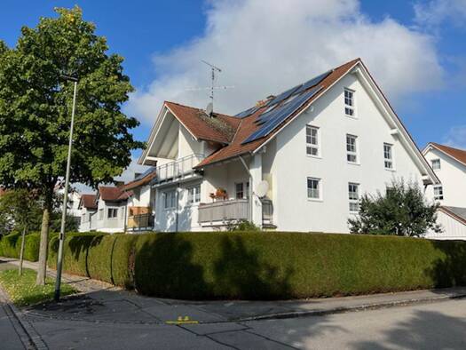 Wohnung zur Miete 1.090 € 3 Zimmer 107 m² Geschoss 2/3 frei ab sofort Alemannenstraße 1 Türkheim 86842