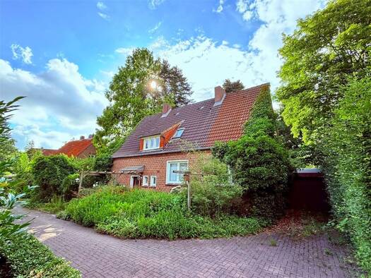 Einfamilienhaus zum Kauf 243.000 € 6 Zimmer 150 m² 973 m² Grundstück frei ab sofort Aurich 26603