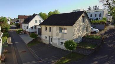 Einfamilienhaus zum Kauf 6 Zimmer 210 m² 700 m² Grundstück Hermeskeil Hermeskeil 54411