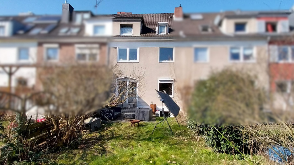 Reihenmittelhaus zum Kauf 650.000 € 176 m² 226 m² Grundstück frei ab sofort Giselherstr. 16 Mauenheim Köln 50739