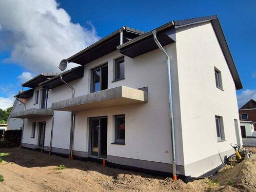 Wohnung zur Miete - Erstbezug 952 € 3 Zimmer 68 m² Dachgeschoss, 1. Geschoss frei ab 01.10.2025 Andershof Stralsund 18439