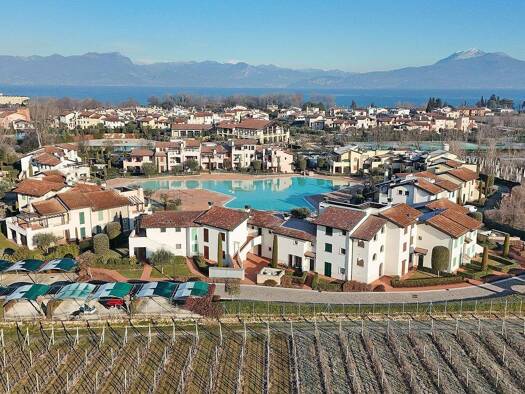 Haus zum Kauf 450.000 € 3 Zimmer 95 m² 130 m² Grundstück frei ab sofort Località Sermana Peschiera del Garda 37019