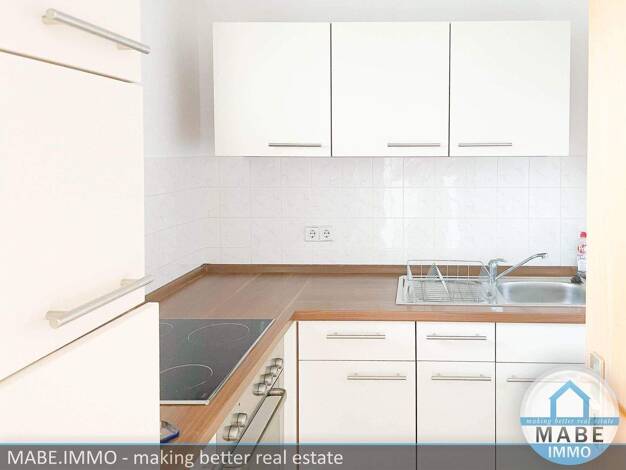 Wohnung zur Miete 275 € 1 Zimmer 51 m² Dachgeschoss, 4. Geschoss Chemnitzer Straße 76b Limbach-Oberfrohna Limbach-Oberfrohna 09212