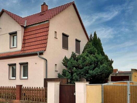 Doppelhaushälfte zum Kauf 169.000 € 6 Zimmer 128 m² 522 m² Grundstück Eisdorf Teutschenthal 06179