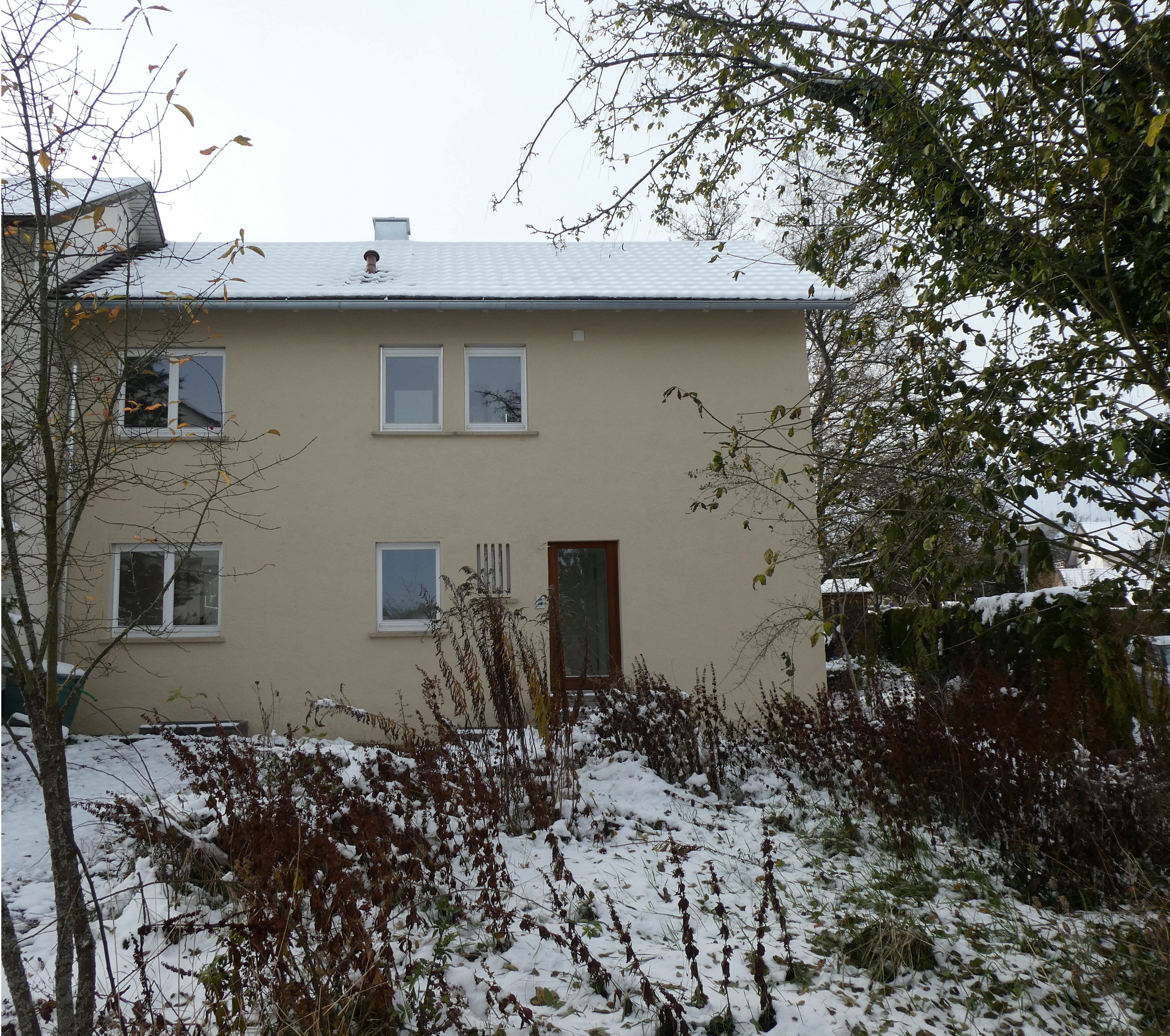 Reihenendhaus zur Miete 1.350 € 6,5 Zimmer 110 m²<br/>Wohnfläche 540 m²<br/>Grundstück ab sofort<br/>Verfügbarkeit Rottweil Rottweil 78628