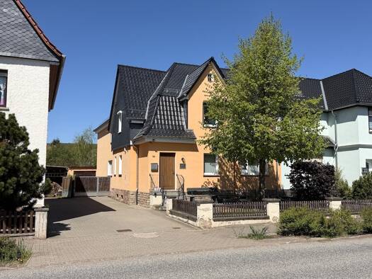 Doppelhaushälfte zum Kauf 229.000 € 7 Zimmer 200 m² 1.374 m² Grundstück Roßla Südharz 06536