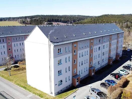 Sonstiges zur Versteigerung als Kapitalanlage geeignet 195.000 € 1.755 m² Franz-Liszt-Ring 8 - 11 Markneukirchen 08258