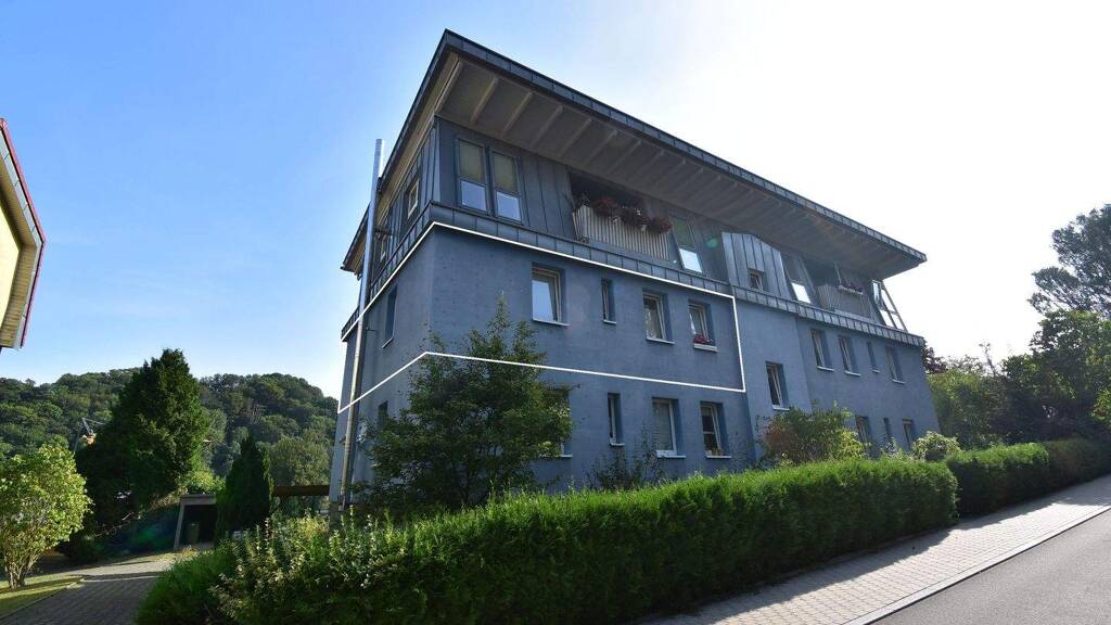 Wohnung zum Kauf 150.000 € 4 Zimmer 89,7 m² Suhl 98527