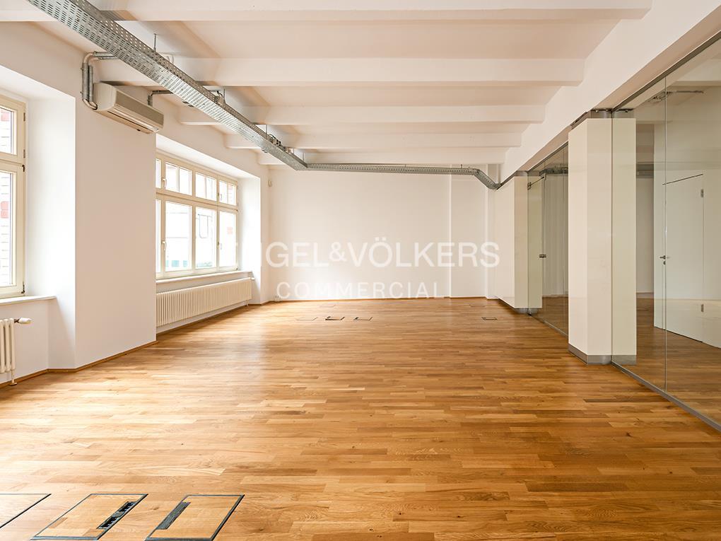 Büro-/Praxisfläche zur Miete 29 € 347,2 m²<br/>Bürofläche ab 347,2 m²<br/>Teilbarkeit Mitte Berlin 10178