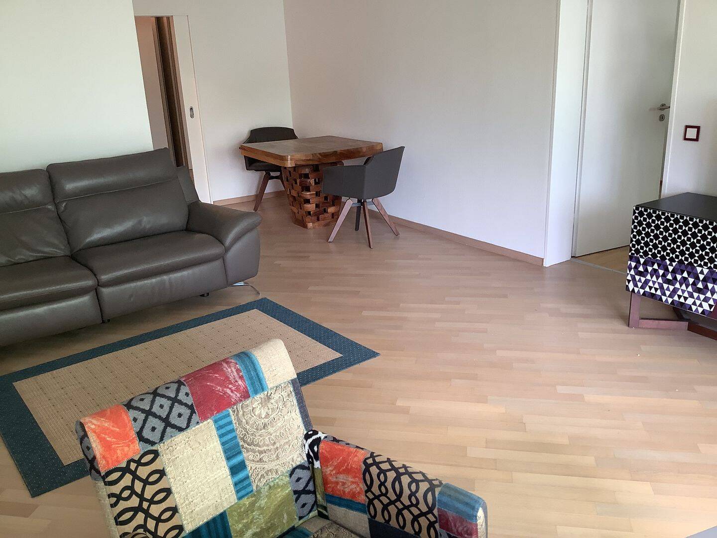 Ismaning: Ruhige 2-Zimmer-Wohnung in grünem Umfeld und Isarnähe. – Ismaning – Vorschaubild 2