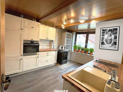 Einfamilienhaus zum Kauf 155.900 € 3 Zimmer 74 m² 187 m² Grundstück Bernhardsthal 2275