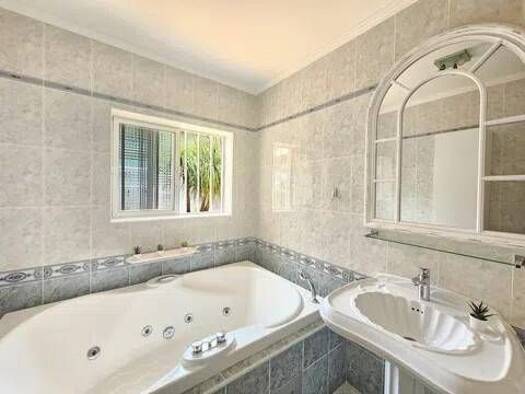 Chalet zum Kauf 596.000 € 3 Zimmer 220 m² Calle Europa La Orotava 38314