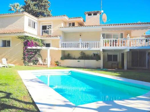Chalet zum Kauf 1.250.000 € 5 Zimmer 188 m² Fuengirola 29640