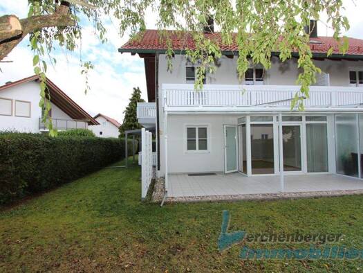 Doppelhaushälfte zur Miete 1.050 € 6 Zimmer 160 m² 300 m² Grundstück frei ab sofort Osterhofen 94486