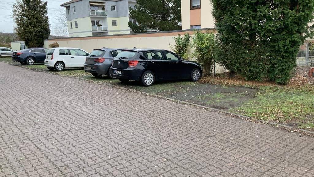 Außenstellplatz zur Miete 27,50 € Uhlandstraße 60-64 Grünstadt 67269