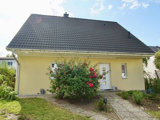 Einfamilienhaus zum Kauf 449.000 € 4 Zimmer 120 m² 922 m² Grundstück Bohnsdorf Treptow-Köpenick 12526