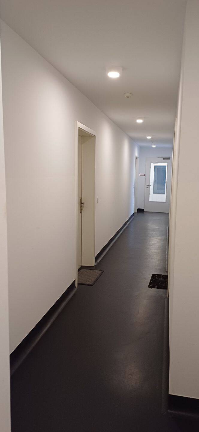 Property thumbnail 11