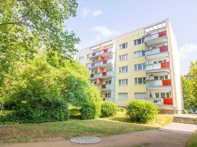 Wohnung zur Miete 395 € 3 Zimmer 60,7 m² 5. Geschoss Mannheimer Straße 36 Südstadt Halle (Saale) 06128