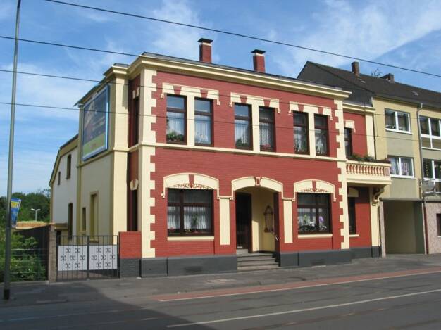 Mehrfamilienhaus zum Kauf als Kapitalanlage geeignet 395.000 € 12 Zimmer 314 m² 488 m² Grundstück Beeck Duisburg 47139