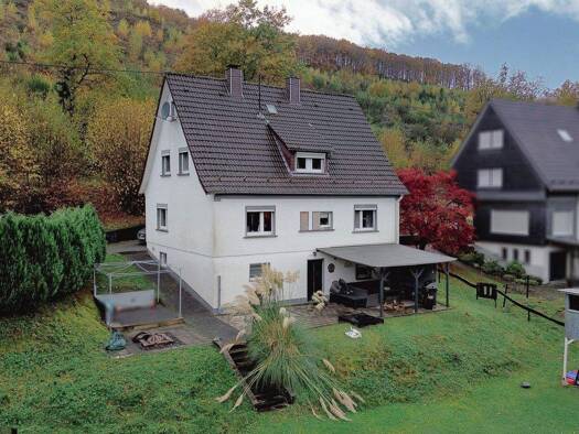 Einfamilienhaus zum Kauf 275.000 € 6 Zimmer 134 m² 1.928 m² Grundstück Mudersbach 57555