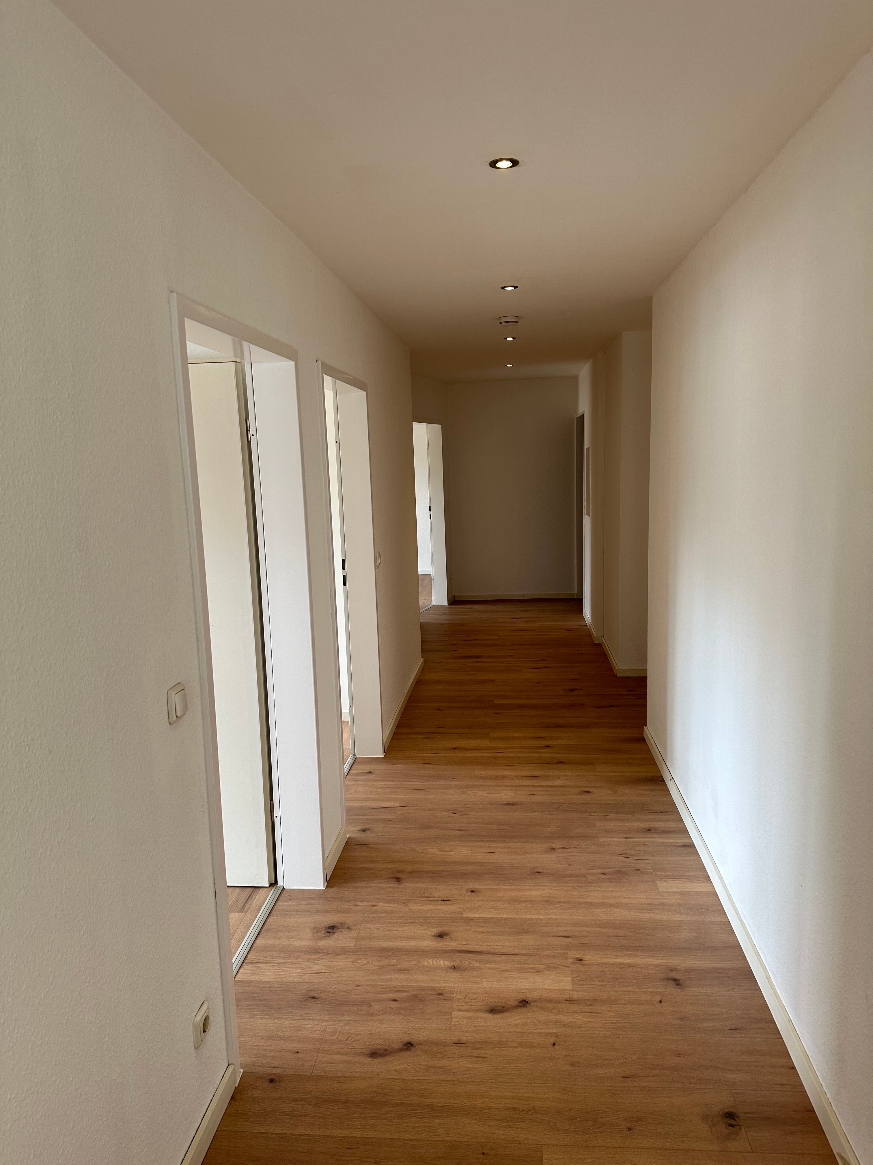 Wohnung zur Miete 600 € 2 Zimmer 77 m²<br/>Wohnfläche EG<br/>Geschoss ab sofort<br/>Verfügbarkeit Ardennenstraße Münsterbusch Stolberg 52223