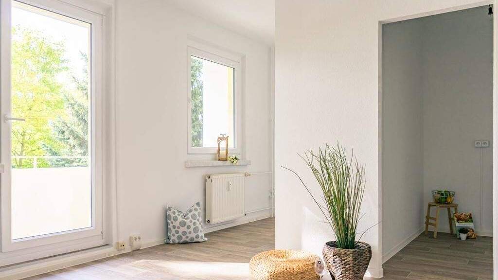 Studio zur Miete 227 € 1 Zimmer 35,8 m² EG Am Harthwald 24 Markersdorf Chemnitz 09123