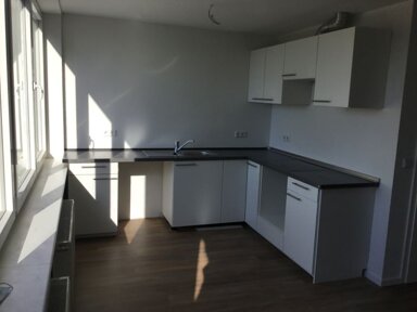 Wohnung zur Miete 743 € 3 Zimmer 76,7 m² 1. Geschoss frei ab 01.03.2025 Berliner Straße 43 Hiort Lorenzen Schule I Schleswig 24837