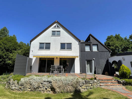 Einfamilienhaus zum Kauf 398.000 € 9 Zimmer 265,5 m² 5.453 m² Grundstück Heßloh Lage 32791