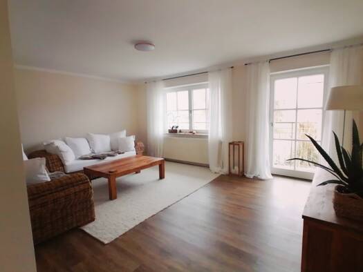 Terrassenwohnung zur Miete 950 € 2 Zimmer 80 m² Geschoss EG/2 frei ab sofort Salmanskirchen Ampfing 84539