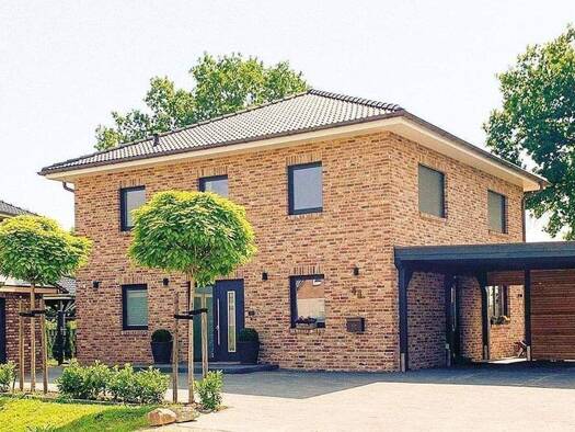 Villa zum Kauf 499.805 € 5 Zimmer 162 m² 620 m² Grundstück Ernst-Thälmann-Straße 14 Strausberg 15344