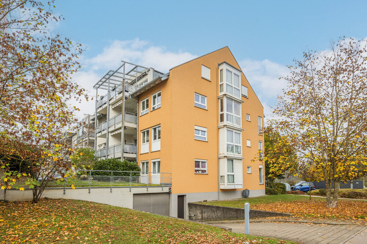 Wohnung zum Kauf 269.000 € 4,5 Zimmer 91 m²<br/>Wohnfläche 2.<br/>Geschoss 01.07.2025<br/>Verfügbarkeit Johann - Peter - Hebel - Schule 75 Singen 78224