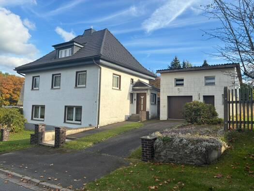 Einfamilienhaus zum Kauf 150.000 € 5 Zimmer 120 m² 509 m² Grundstück frei ab sofort Cursdorf 98744