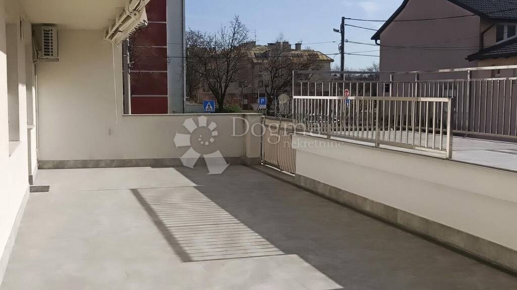 Wohnung zum Kauf 408.616 € 5 Zimmer 219 m² EG Spansko - Stenjevec 10000