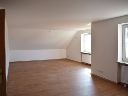 Wohnung zur Miete 850 € 3 Zimmer 80 m² Geschoss 2/2 frei ab sofort Mainburg 84048