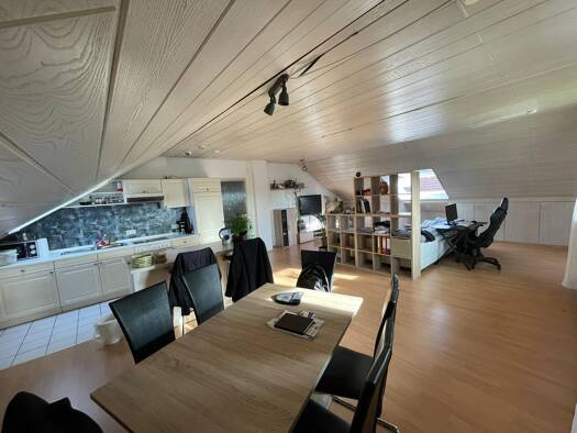 Wohnung zur Miete 820 € 3,5 Zimmer 89,2 m² Geschoss 2/3 frei ab 01.02.2027 Waldbüttelbrunn Waldbüttelbrunn 97297