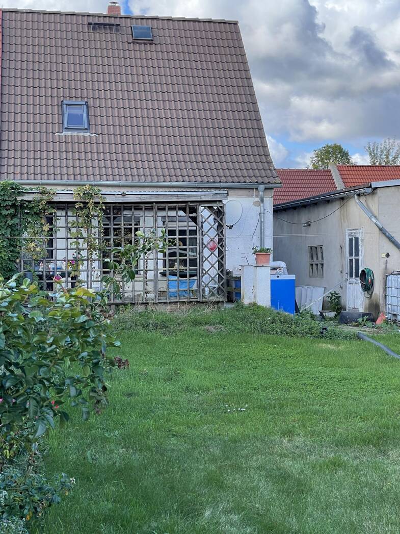 Doppelhaushälfte zum Kauf 67.000 € 3 Zimmer 90 m² 579 m² Grundstück Ilberstedt Ilberstedt 06408