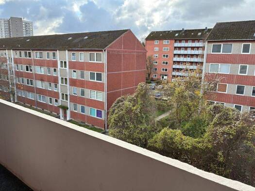 Wohnung zur Miete 751 € 3 Zimmer 82,3 m² 3. Geschoss frei ab 16.01.2026 Masurenring 78 Neumühlen-Dietrichsdorf Kiel 24149