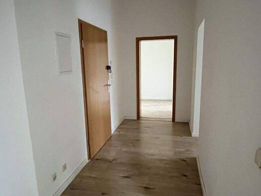 Studio zum Kauf 115.000 € 3 Zimmer 75 m² 1. Geschoss Westend Plauen 08523