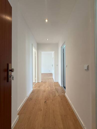 Wohnung zur Miete 368 € 3 Zimmer 56,6 m² 2. Geschoss Neue Str. 14 Möllenhagen Möllenhagen 17219