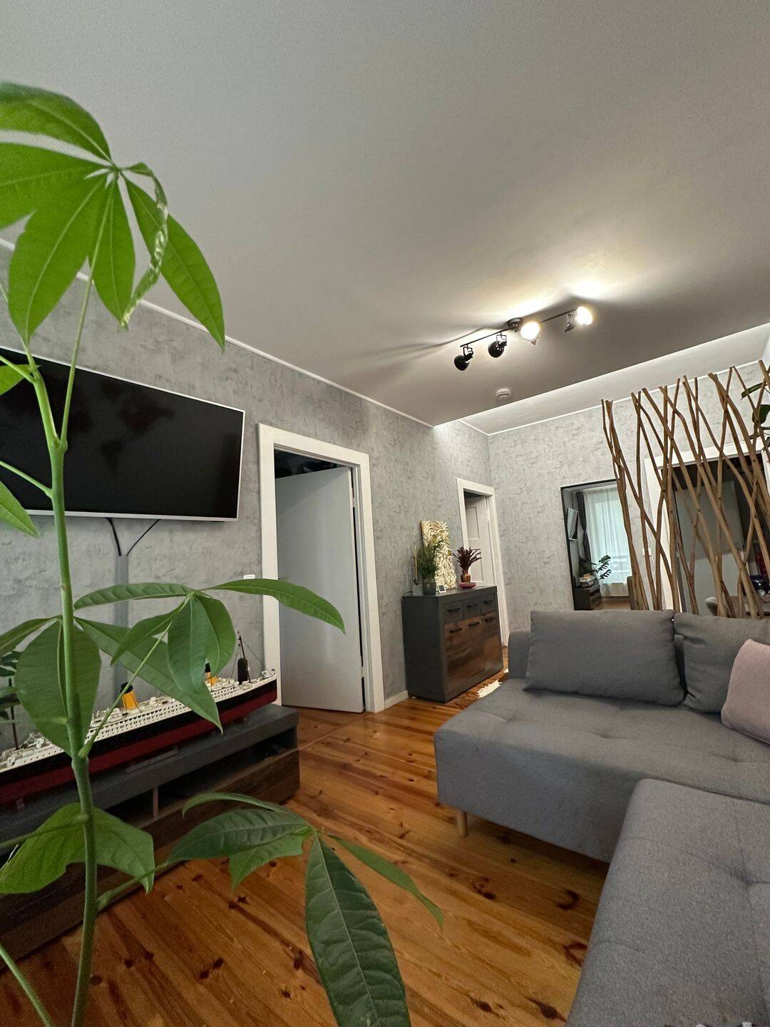 Property thumbnail 8