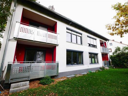 Mehrfamilienhaus zum Kauf als Kapitalanlage geeignet 1.710.000 € 40 Zimmer 913 m² 2.951 m² Grundstück Burgfarrnbach Fürth 90768