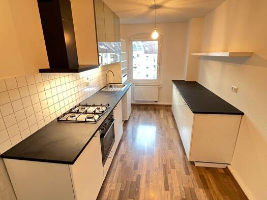 Wohnung zur Miete 920 € 2 Zimmer 65 m² Geschoss 4/5 frei ab sofort Herwigstraße 5 Lichtenhof Nürnberg 90459