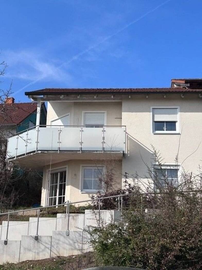 Wohnung zum Kauf 185.000 € 2,5 Zimmer 61,8 m² 1. Geschoss Mönchröden Rödental 96472