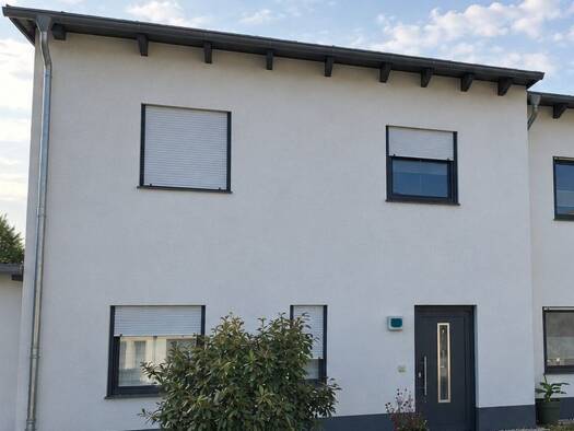 Reihenendhaus zum Kauf 295.000 € 4 Zimmer 125 m² 190 m² Grundstück Bitterfeld Bitterfeld-Wolfen 06749