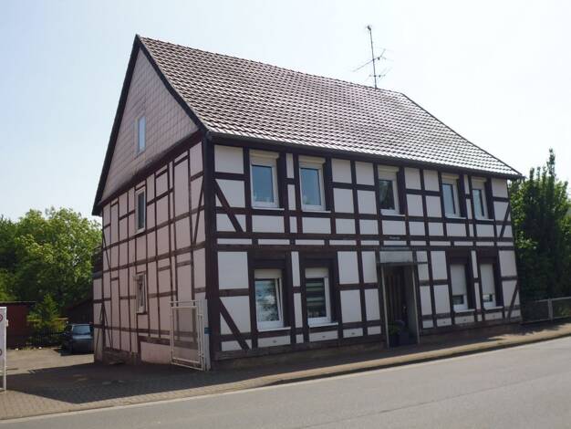 Mehrfamilienhaus zum Kauf 175.000 € 8 Zimmer 176 m² 610 m² Grundstück Delligsen Delligsen 31073