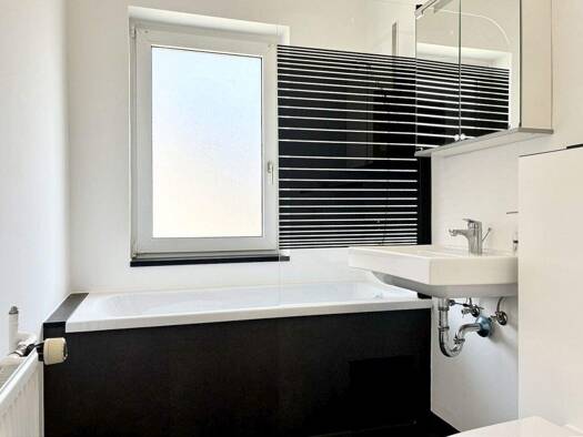 Wohnung zur Miete 310 € 2 Zimmer 58,2 m² EG frei ab 01.03.2026 Talstraße 38 Reichenbrand Chemnitz 09117