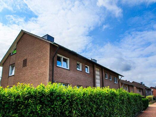 Doppelhaushälfte zum Kauf 325.000 € 4 Zimmer 131,2 m² 606 m² Grundstück Dickenberg Ibbenbüren 49479