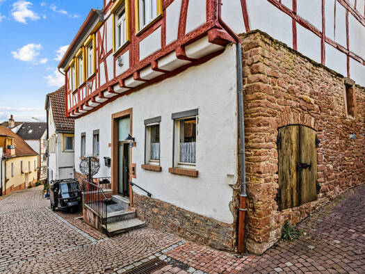 Mehrfamilienhaus zum Kauf 395.000 € 10 Zimmer 273 m² 406 m² Grundstück Gelnhausen 63571