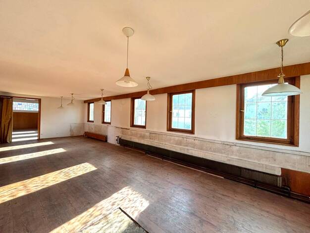 Haus zum Kauf 529.000 € 12 Zimmer 148,5 m² 1.199 m² Grundstück Schlichten Schorndorf 73614